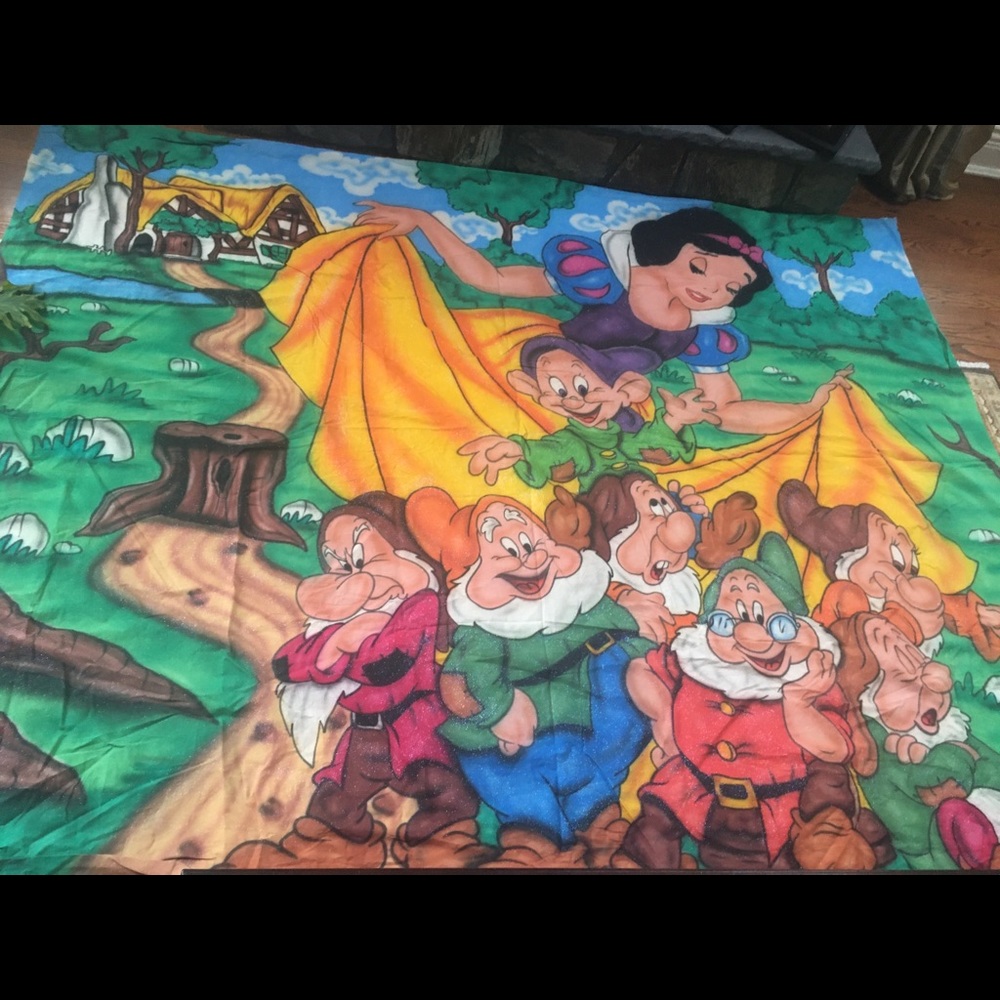NW SNOW WHITE HANDMADE TAPESTRY 75”W x 98”L